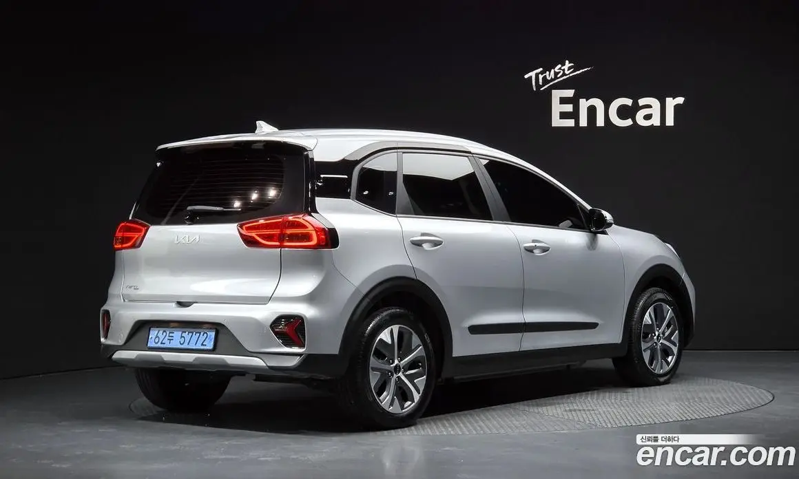 Kia Niro 2022 0.2 автомат (гидро), фото 1 Kia Niro 2022 0.2 автомат (гидро), фото 1