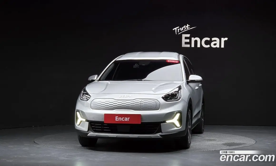Kia Niro 2022 0.2 автомат (гидро), фото 2 Kia Niro 2022 0.2 автомат (гидро), фото 2