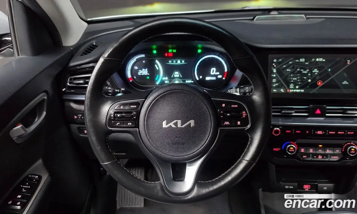 Kia Niro 2022 0.2 автомат (гидро), фото 17 Kia Niro 2022 0.2 автомат (гидро), фото 17