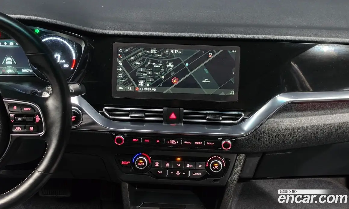 Kia Niro 2022 0.2 автомат (гидро), фото 19 Kia Niro 2022 0.2 автомат (гидро), фото 19