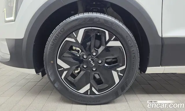Kia Niro 2023 0.2 автомат (гидро), миниатюра 4 Kia Niro 2023 0.2 автомат (гидро), миниатюра 4