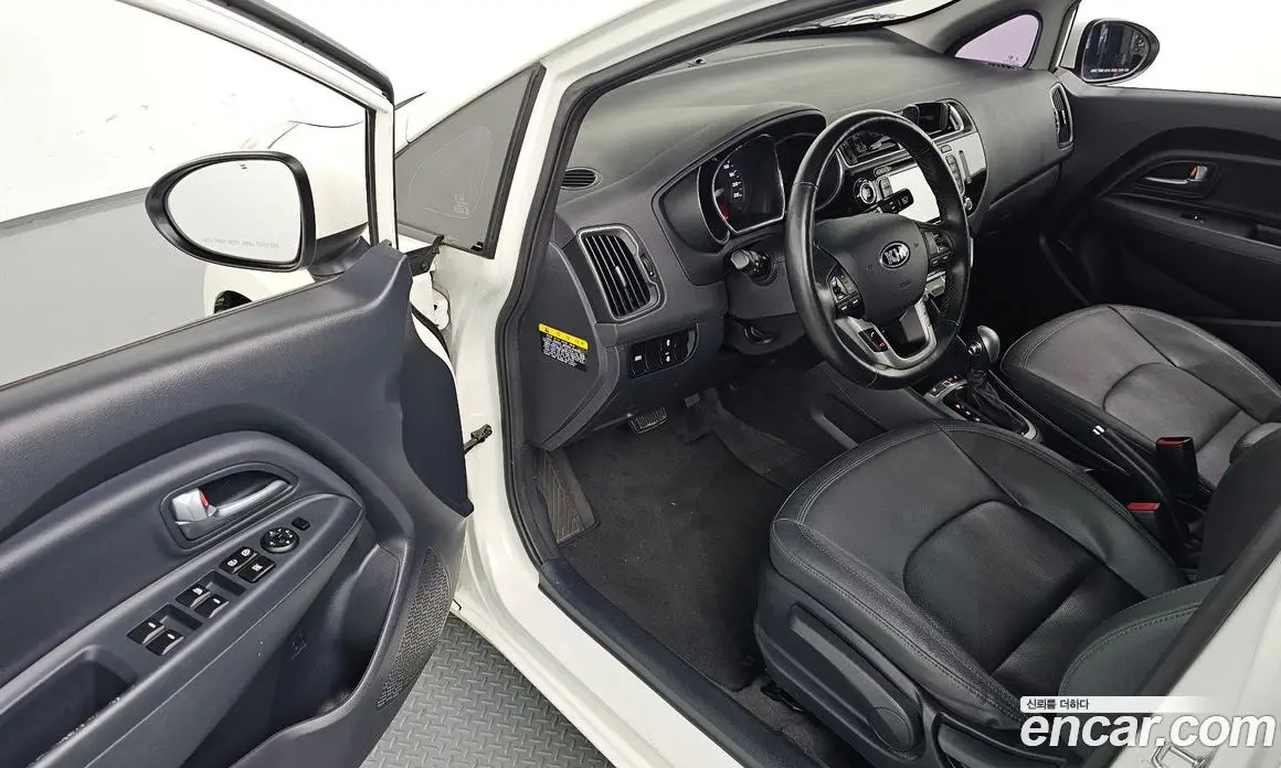 Kia Pride 2016 1.6 автомат (гидро), фото 13