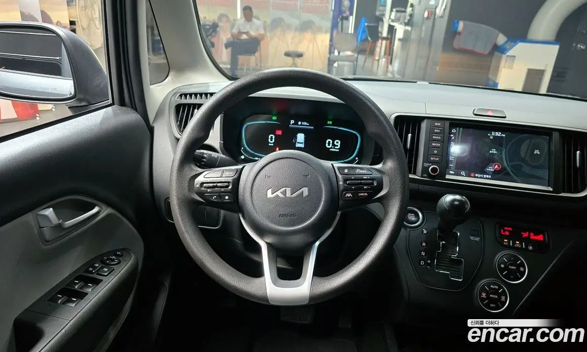 Kia Ray 2023 1.0 автомат (гидро), фото 19 Kia Ray 2023 1.0 автомат (гидро), фото 19