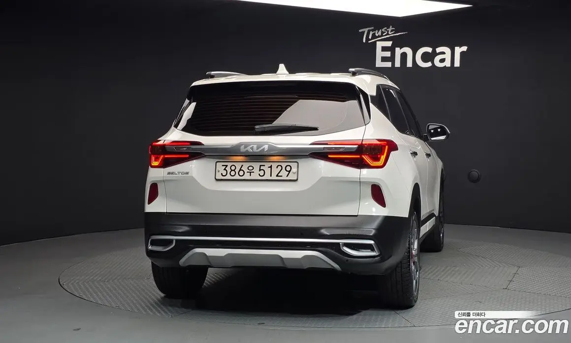 Kia Seltos 2022 1.6 автомат (гидро), фото 4
