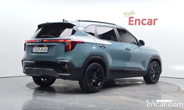 Kia Seltos, 2023, 9 237 км