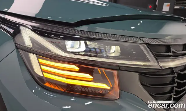 Kia Seltos 2023 1.6 автомат (гидро), миниатюра 7