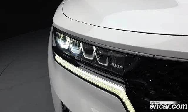 Kia Sorento 2022 2.2 автомат (гидро), миниатюра 8