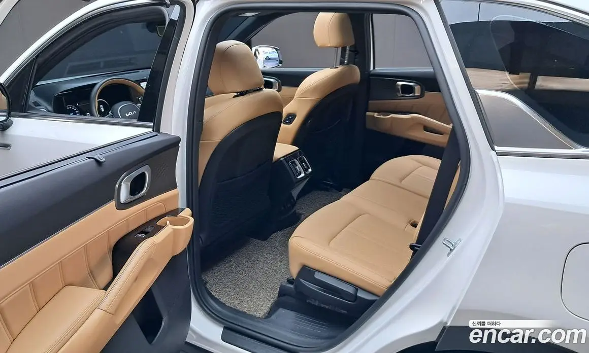 Kia Sorento 2022 1.6 автомат (гидро), фото 16 Kia Sorento 2022 1.6 автомат (гидро), фото 16
