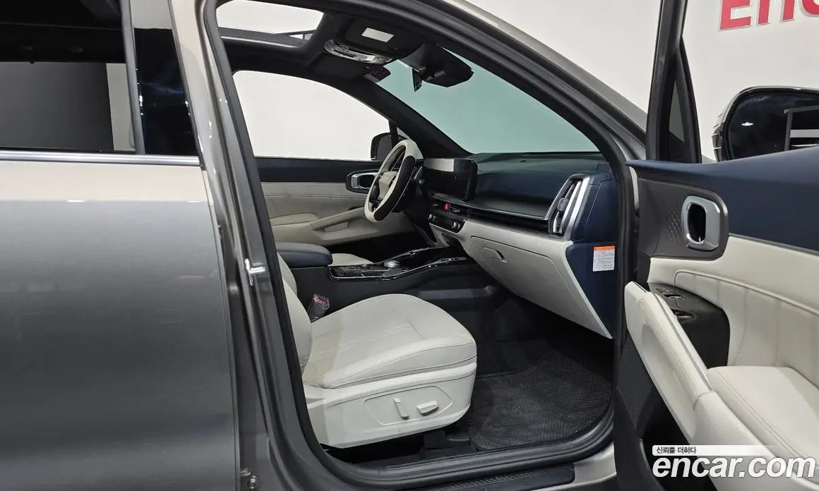 Kia Sorento 2026 1.6 автомат (гидро), фото 15 Kia Sorento 2026 1.6 автомат (гидро), фото 15