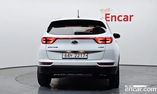 Kia Sportage 2018 1.7 автомат (гидро), миниатюра 4 Kia Sportage 2018 1.7 автомат (гидро), миниатюра 4