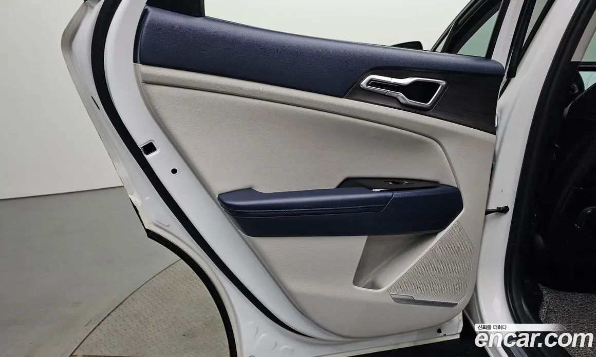 Kia Sportage 2022 1.6 автомат (гидро), фото 15
