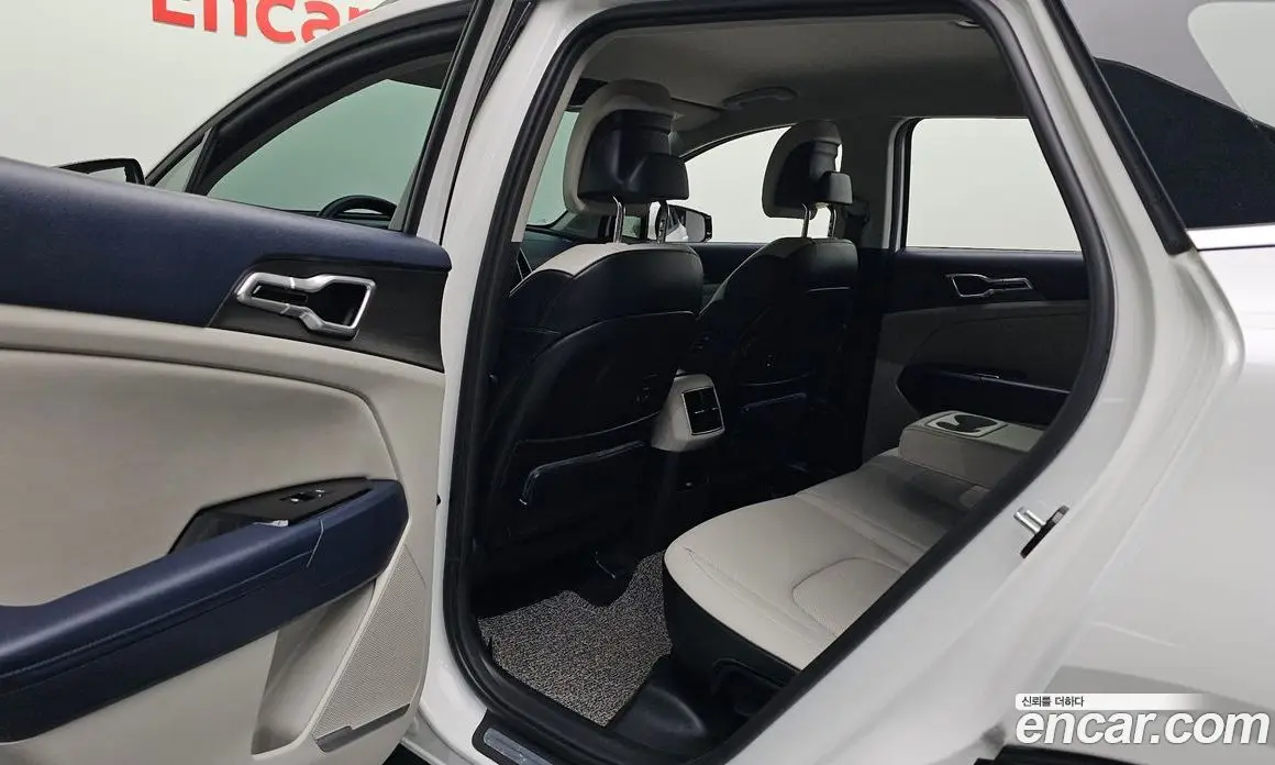 Kia Sportage 2022 1.6 автомат (гидро), фото 17