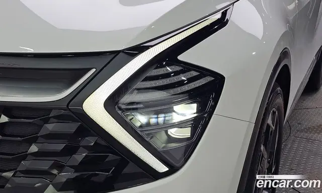 Kia Sportage 2022 1.6 автомат (гидро), миниатюра 8