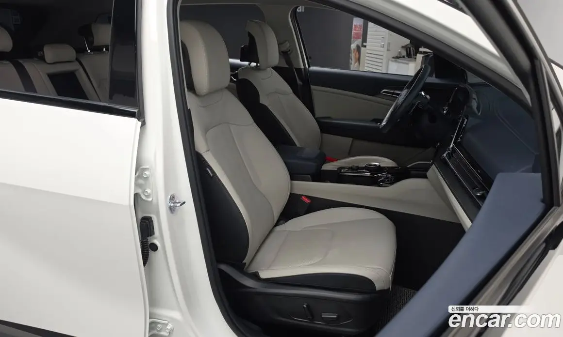 Kia Sportage 2024 1.6 автомат (гидро), фото 16 Kia Sportage 2024 1.6 автомат (гидро), фото 16