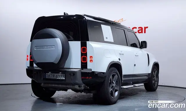 Land Rover Defender 2024 2.0 автомат (гидро), миниатюра 2 Land Rover Defender 2024 2.0 автомат (гидро), миниатюра 2