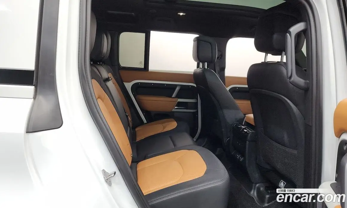 Land Rover Defender 2024 2.0 автомат (гидро), фото 17 Land Rover Defender 2024 2.0 автомат (гидро), фото 17