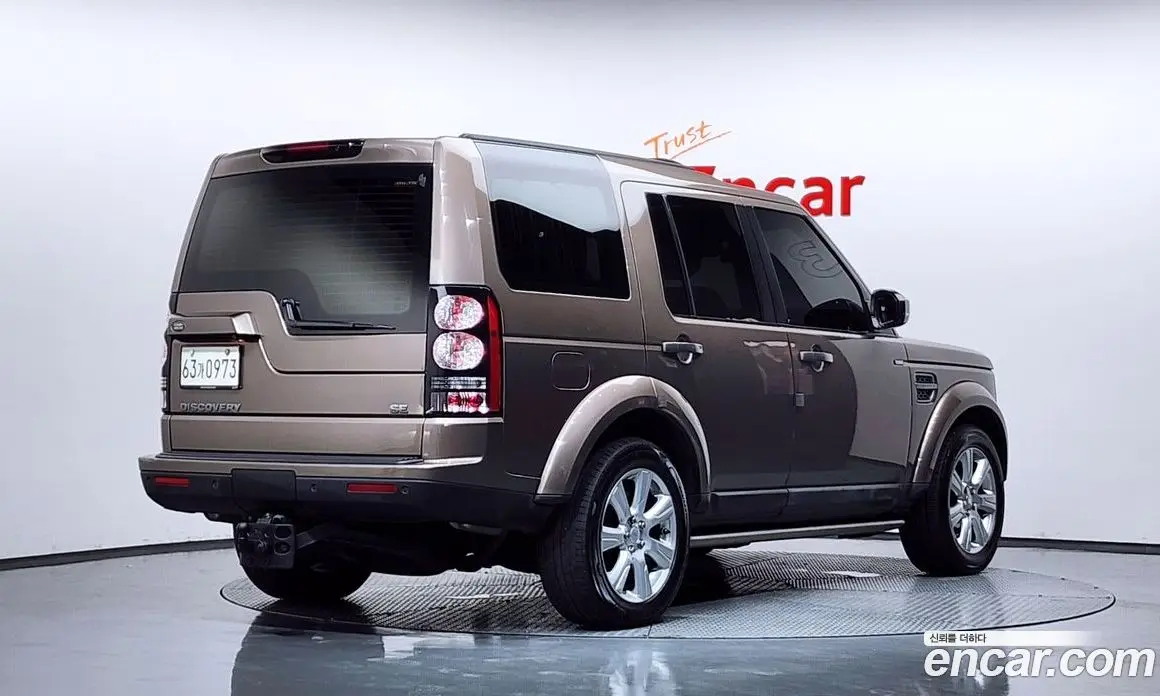 Land Rover Discovery 2015 3.0 автомат (гидро), фото 2 Land Rover Discovery 2015 3.0 автомат (гидро), фото 2