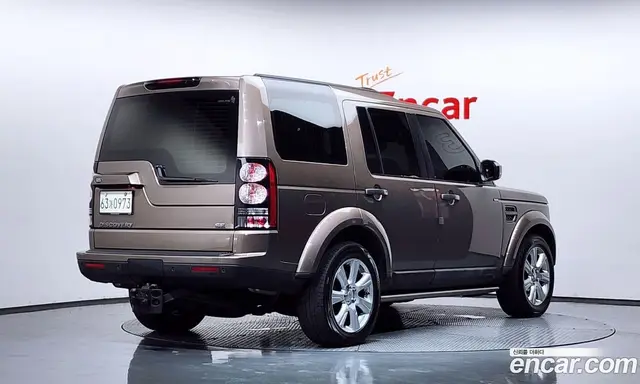 Land Rover Discovery 2015 3.0 автомат (гидро), миниатюра 2 Land Rover Discovery 2015 3.0 автомат (гидро), миниатюра 2