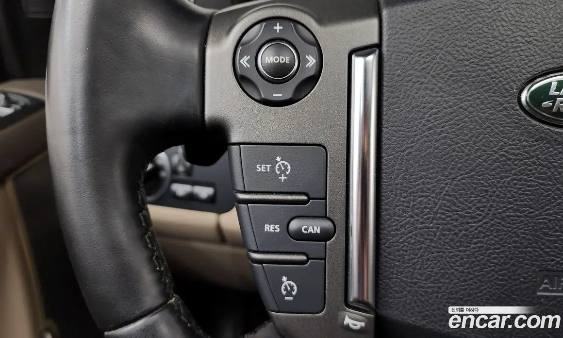 Land Rover Discovery 2015 3.0 автомат (гидро), фото 18 Land Rover Discovery 2015 3.0 автомат (гидро), фото 18