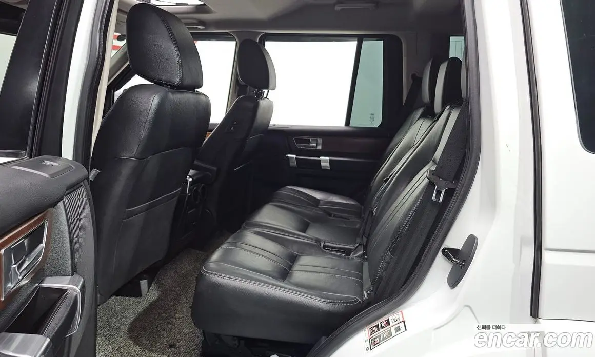 Land Rover Discovery 2016 3.0 автомат (гидро), фото 12 Land Rover Discovery 2016 3.0 автомат (гидро), фото 12