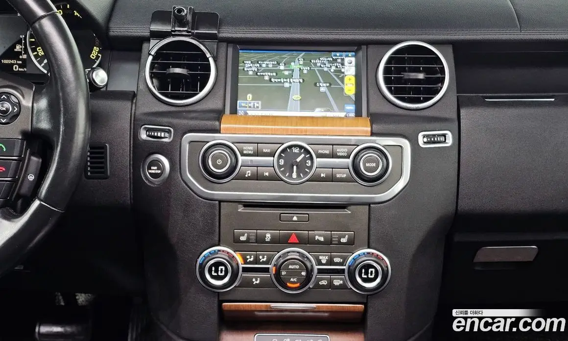 Land Rover Discovery 2016 3.0 автомат (гидро), фото 15 Land Rover Discovery 2016 3.0 автомат (гидро), фото 15