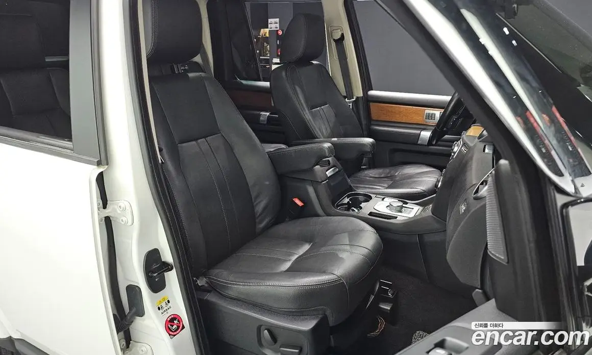 Land Rover Discovery 2016 3.0 автомат (гидро), фото 10 Land Rover Discovery 2016 3.0 автомат (гидро), фото 10