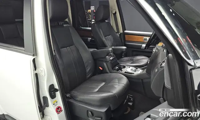 Land Rover Discovery 2016 3.0 автомат (гидро), миниатюра 10 Land Rover Discovery 2016 3.0 автомат (гидро), миниатюра 10