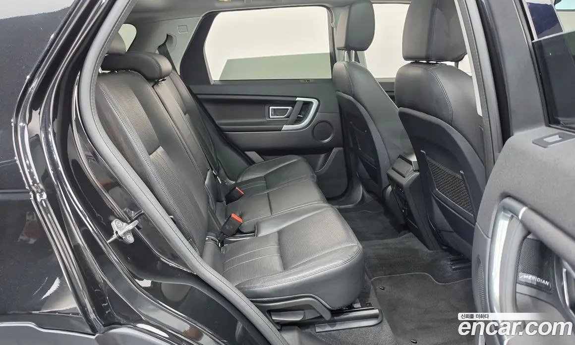 Land Rover Discovery Sport 2019 2.0 автомат (гидро), фото 17 Land Rover Discovery Sport 2019 2.0 автомат (гидро), фото 17