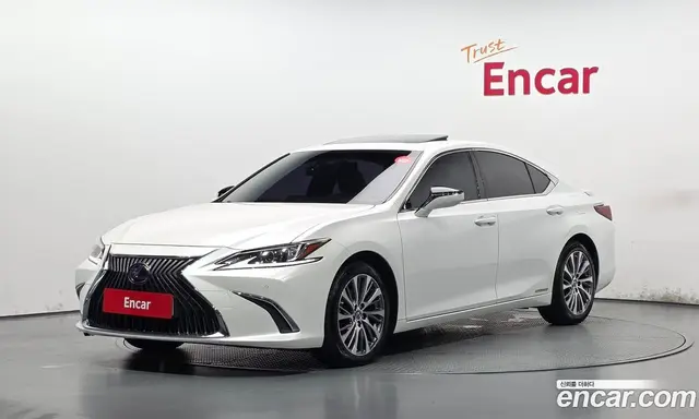 Lexus ES, 2019, 120 649 км