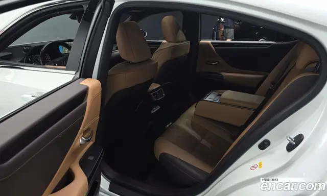 Lexus ES 2019 2.5 автомат (гидро), миниатюра 12