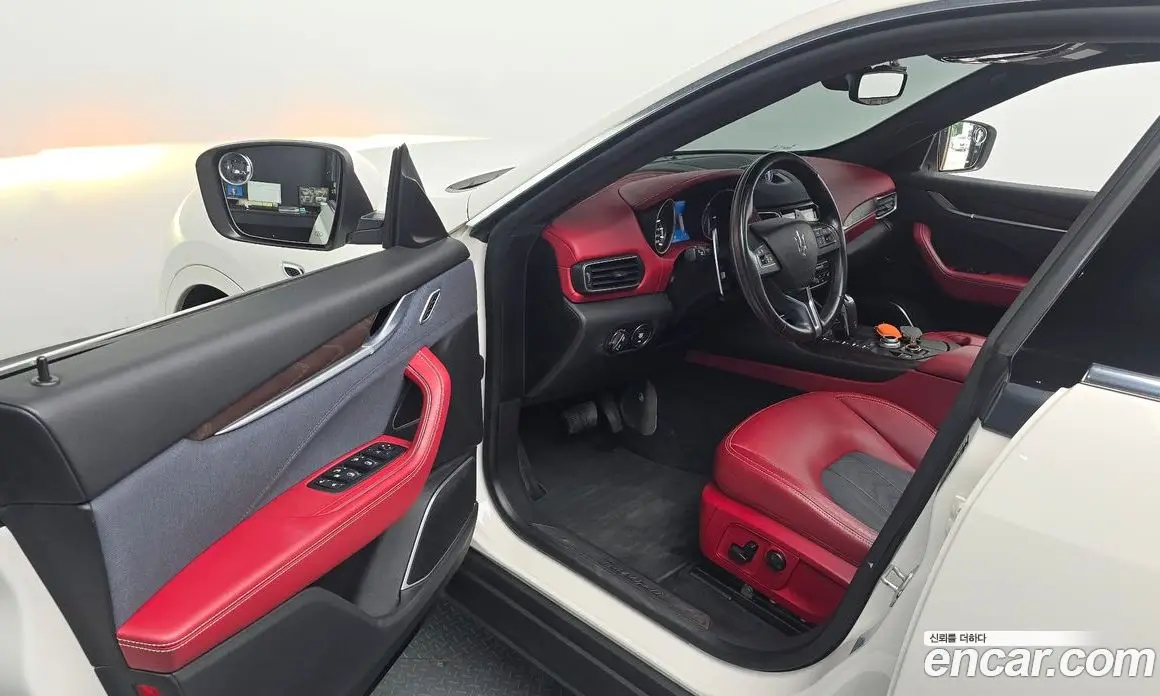 Maserati Levante 2020 3.0 автомат (гидро), фото 12