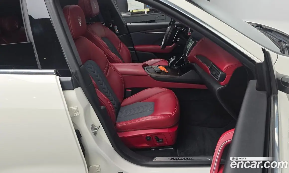 Maserati Levante 2020 3.0 автомат (гидро), фото 15