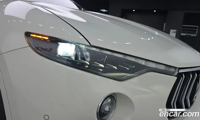 Maserati Levante 2020 3.0 автомат (гидро), миниатюра 7