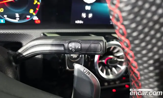 Mercedes-Benz A-Class 2023 2.0 автомат (гидро), миниатюра 12