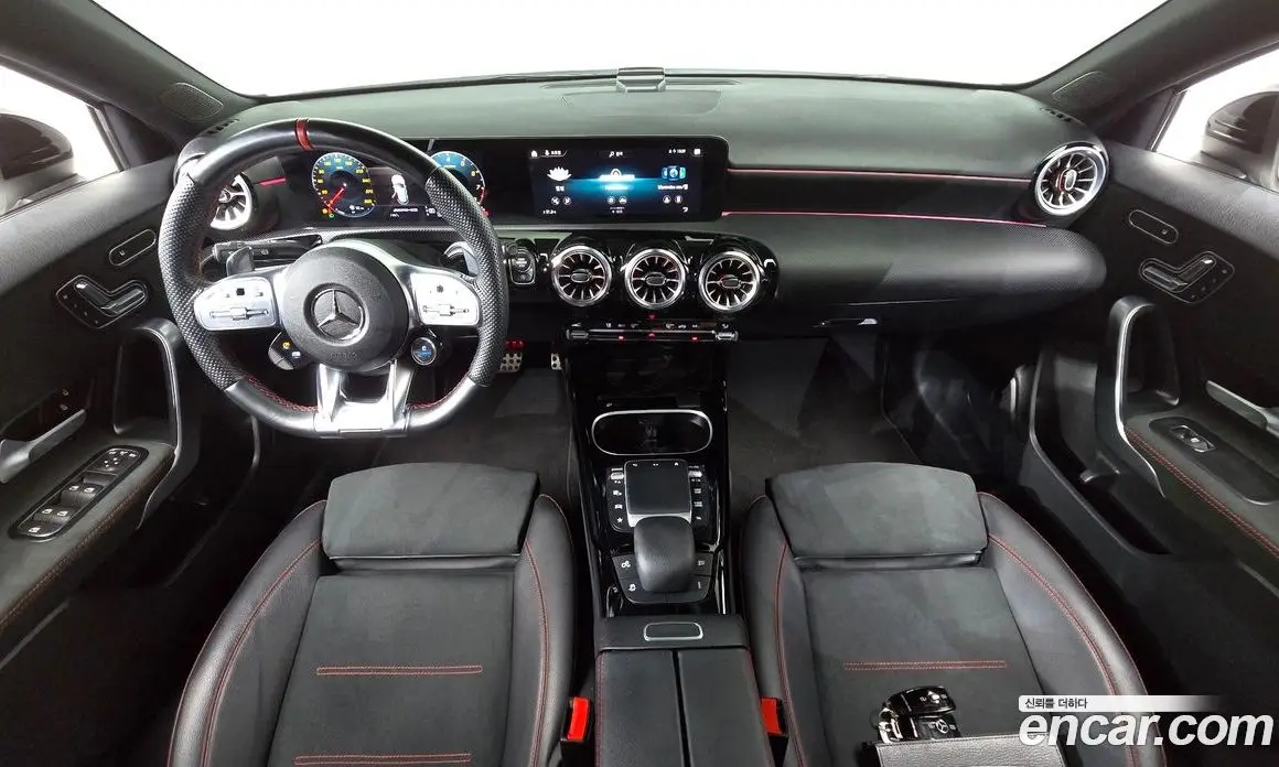 Mercedes-Benz A-Class 2023 2.0 автомат (гидро), фото 10 Mercedes-Benz A-Class 2023 2.0 автомат (гидро), фото 10
