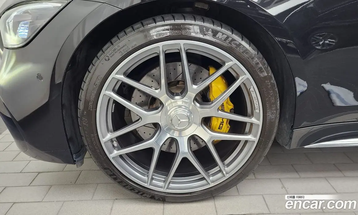 Mercedes-Benz AMG GT 2023 3.0 автомат (гидро), фото 5