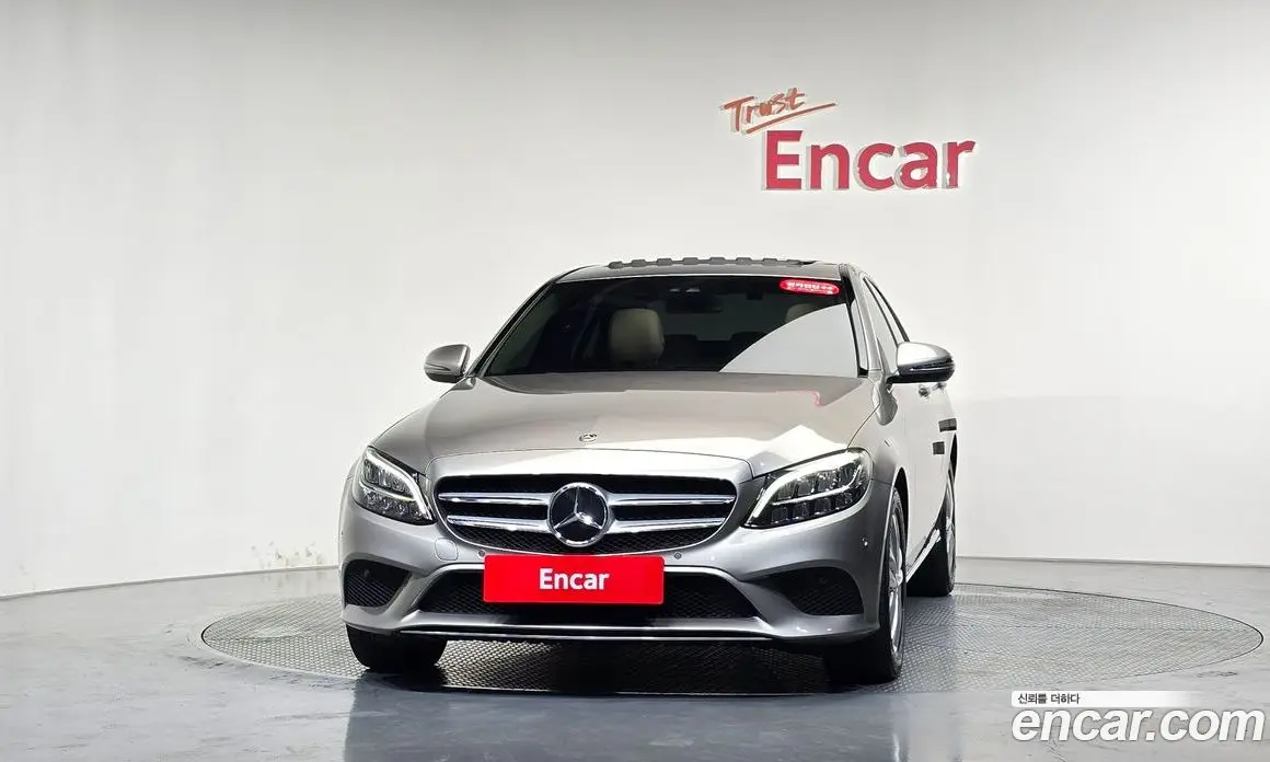Mercedes-Benz C-Class 2019 1.9 автомат (гидро), фото 2 Mercedes-Benz C-Class 2019 1.9 автомат (гидро), фото 2