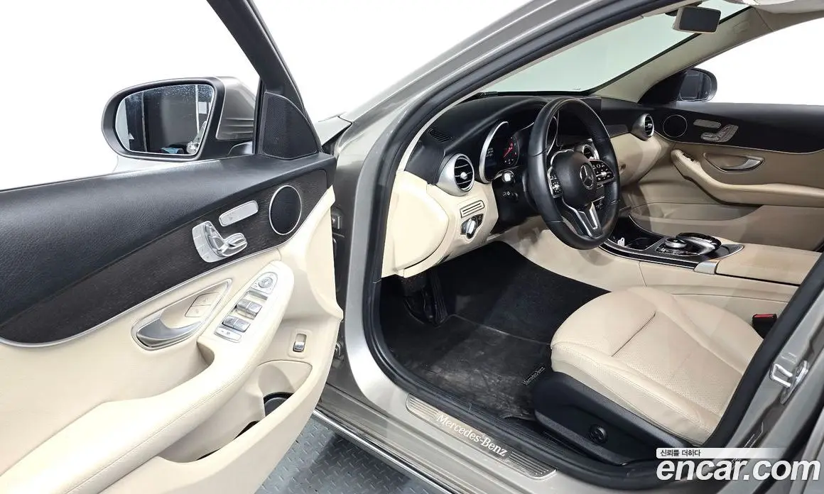 Mercedes-Benz C-Class 2019 1.9 автомат (гидро), фото 12 Mercedes-Benz C-Class 2019 1.9 автомат (гидро), фото 12