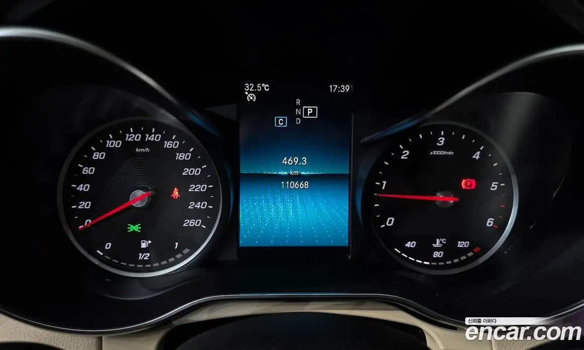 Mercedes-Benz C-Class 2019 1.9 автомат (гидро), фото 10 Mercedes-Benz C-Class 2019 1.9 автомат (гидро), фото 10