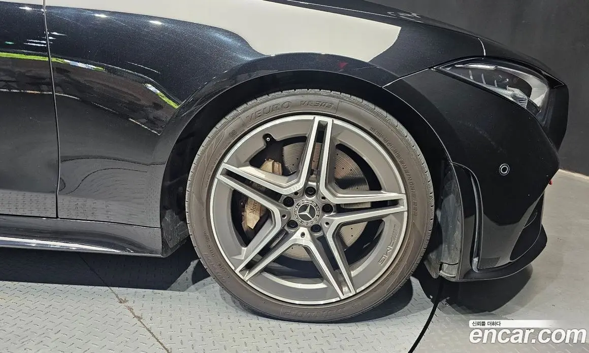 Mercedes-Benz CLS-Class 2019 1.9 автомат (гидро), фото 7 Mercedes-Benz CLS-Class 2019 1.9 автомат (гидро), фото 7