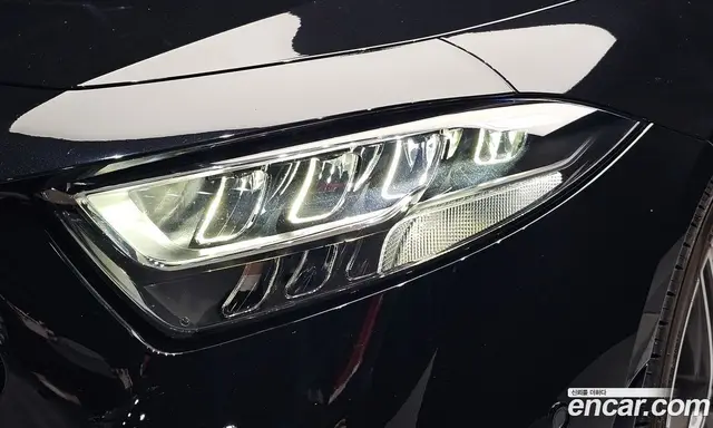 Mercedes-Benz CLS-Class 2019 1.9 автомат (гидро), миниатюра 8 Mercedes-Benz CLS-Class 2019 1.9 автомат (гидро), миниатюра 8