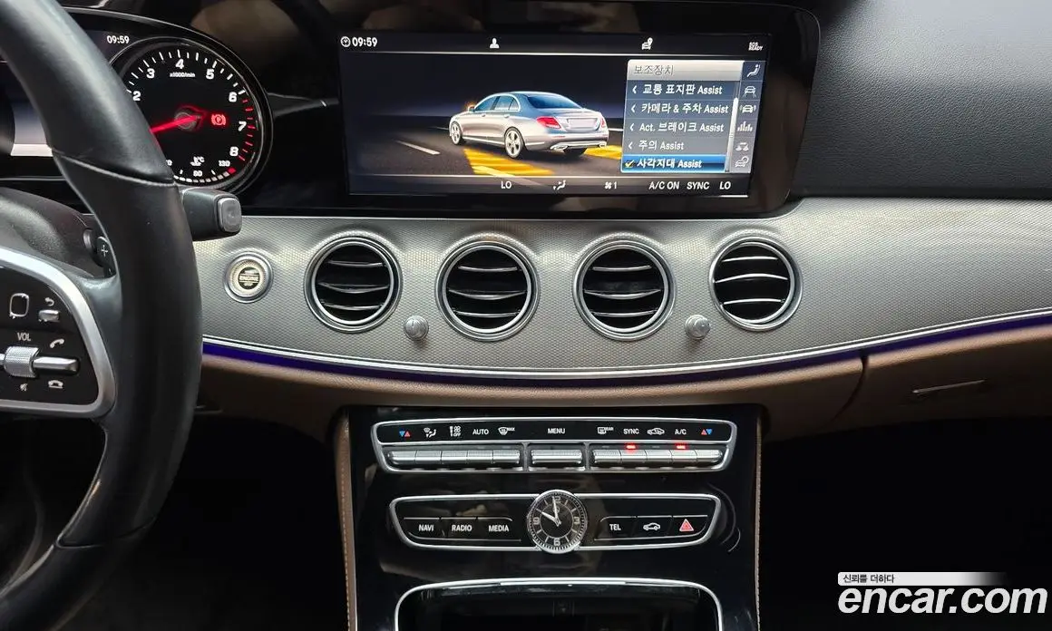 Mercedes-Benz E-Class 2018 2.0 автомат (гидро), фото 20