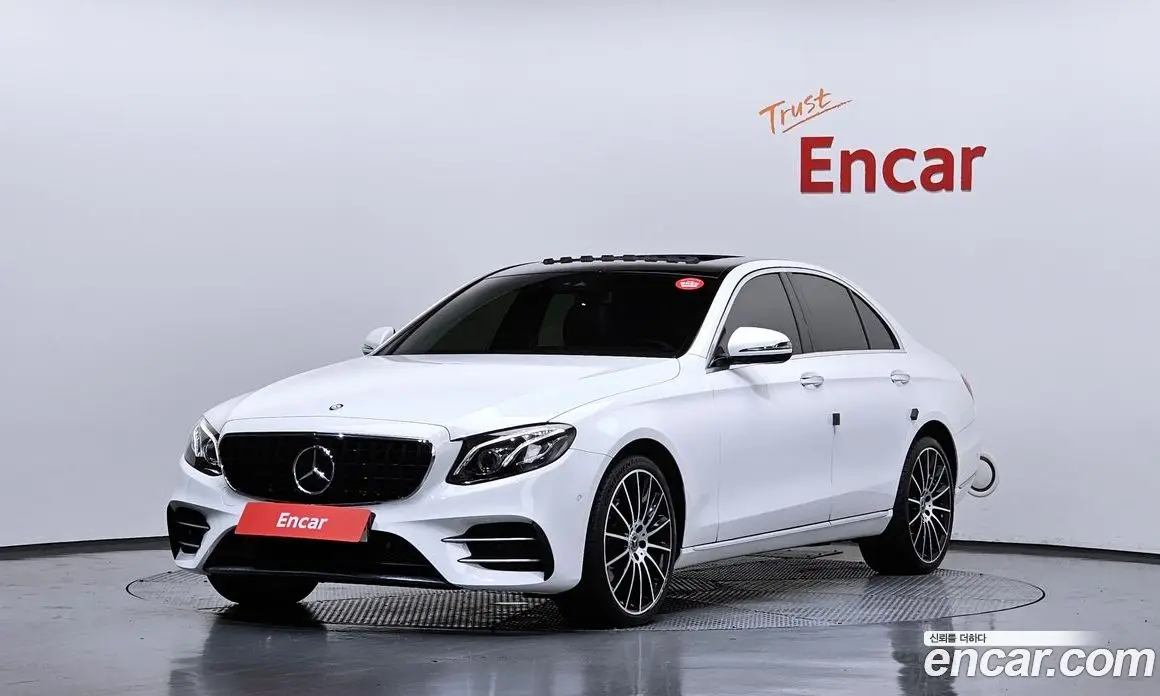Mercedes-Benz E-Class 2019 1.9 автомат (гидро), фото 1 Mercedes-Benz E-Class 2019 1.9 автомат (гидро), фото 1