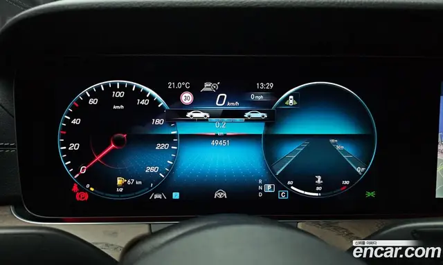 Mercedes-Benz E-Class 2022 2.0 автомат (гидро), миниатюра 11