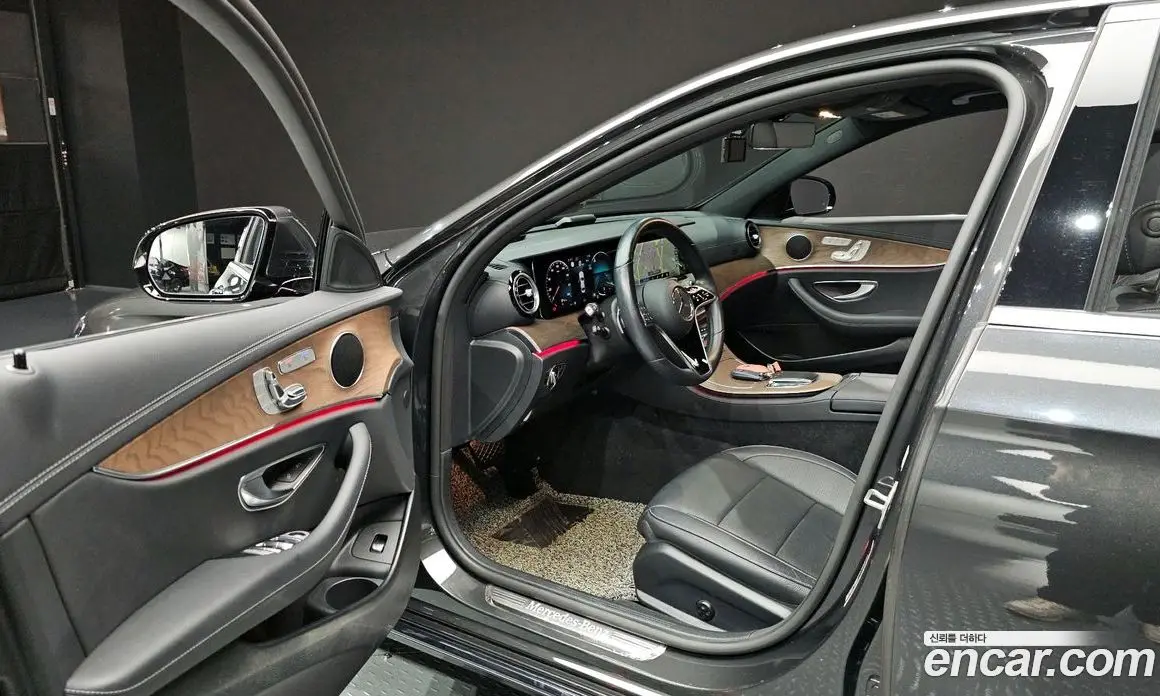 Mercedes-Benz E-Class 2022 2.0 автомат (гидро), фото 13