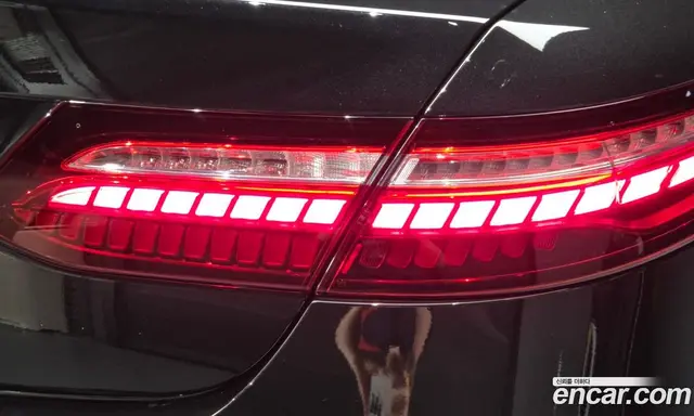 Mercedes-Benz E-Class 2022 3.0 автомат (гидро), миниатюра 9 Mercedes-Benz E-Class 2022 3.0 автомат (гидро), миниатюра 9