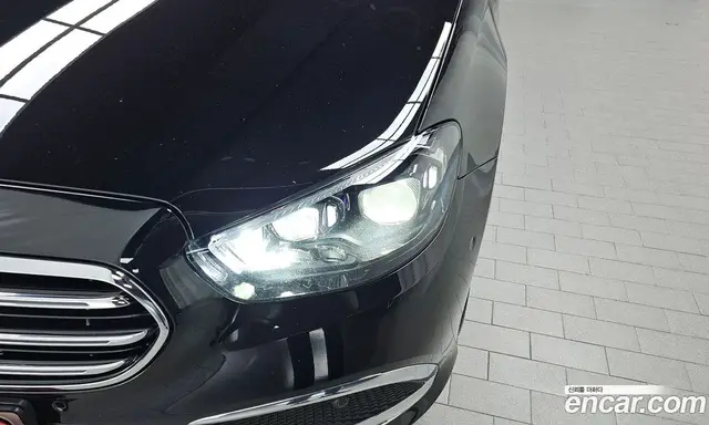Mercedes-Benz E-Class 2023 1.9 автомат (гидро), миниатюра 8
