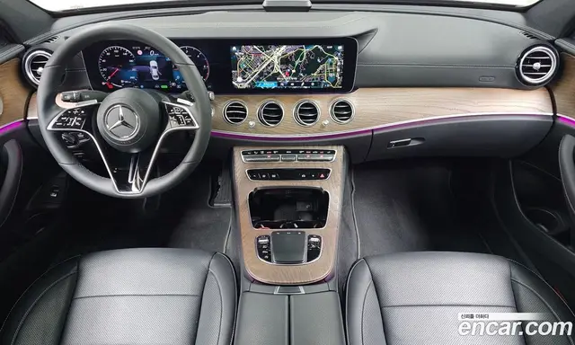 Mercedes-Benz E-Class 2023 1.9 автомат (гидро), миниатюра 10