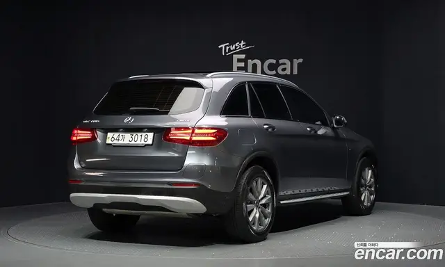 Mercedes-Benz GLC-Class 2019 2.0 автомат (гидро), миниатюра 2