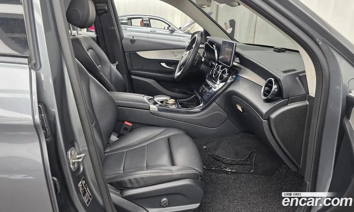 Mercedes-Benz GLC-Class 2019 2.0 автомат (гидро), фото 16